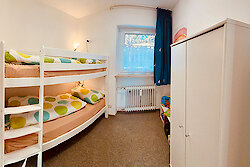 Kinderzimmer mit Stockbett - Fewo Gartenblick